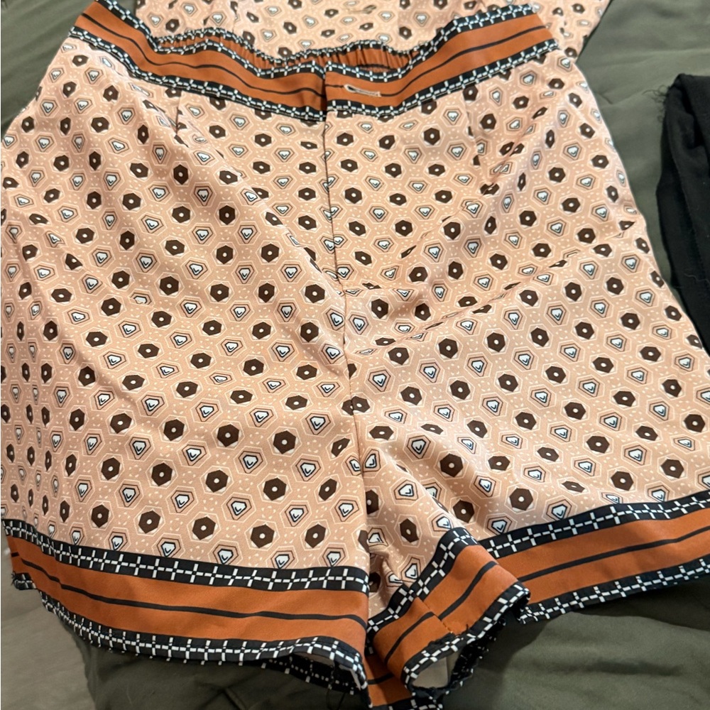 Retro Geometric Print Button-Up Blouse - Peach & Brown - Picture 5 of 7